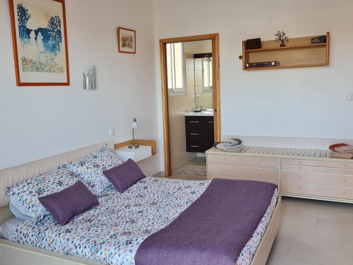 Chambres D'Hotes B&B La Bergeronnette Avec Piscine Couverte Chauffee Bizanet Ngoại thất bức ảnh